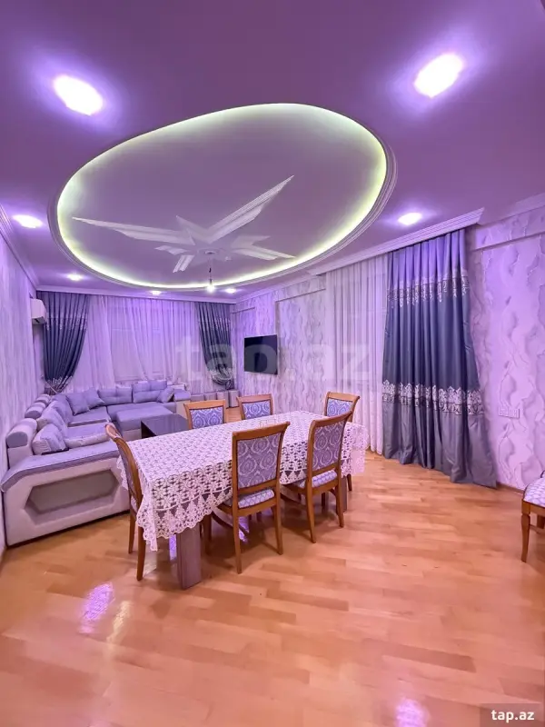Satılır 3 otaqlı yeni tikili 136 m²