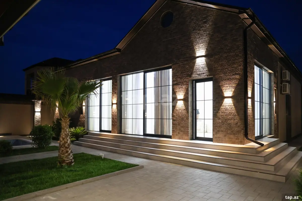 Satılır 4 otaqlı həyət evi 200 m²