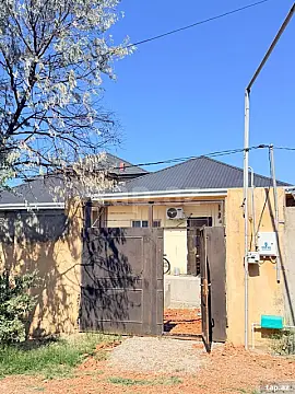 Satılır 3 otaqlı həyət evi 70 m² — Bakı 3 otaq 70.00 m²