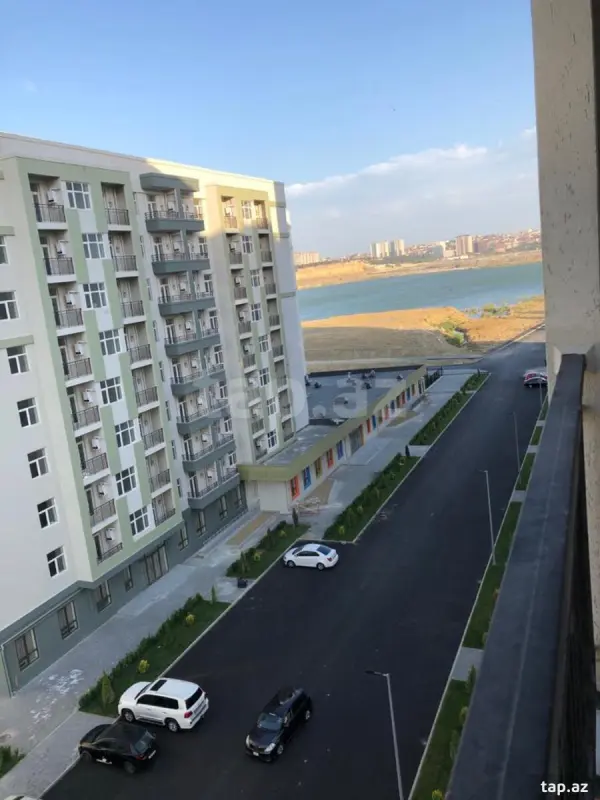 Kirayə verilir 3 otaqlı yeni tikili 82 m²