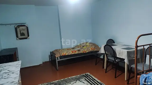 Kirayə verilir 1 otaqlı həyət evi 24 m² — Bakı, İnşaatçılar 1 otaq 24.00 m²