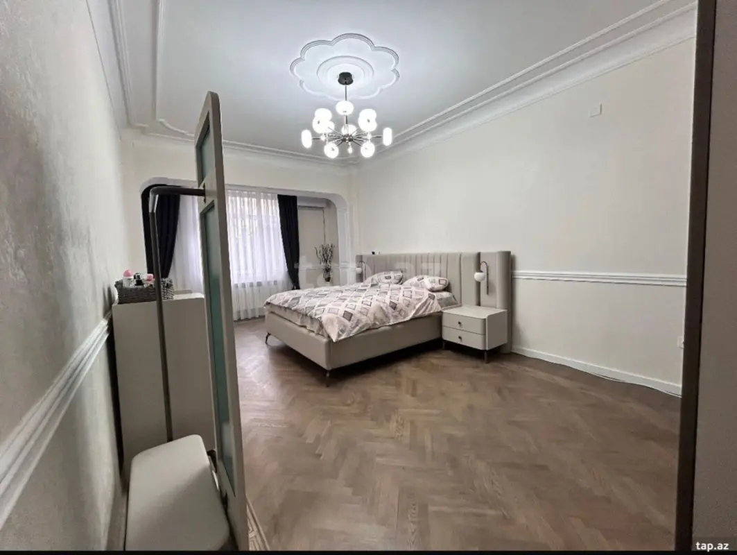 Satılır 3 otaqlı yeni tikili 85 m²
