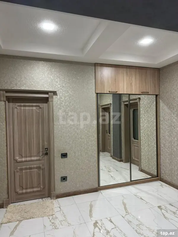 Kirayə verilir 3 otaqlı yeni tikili 146 m²