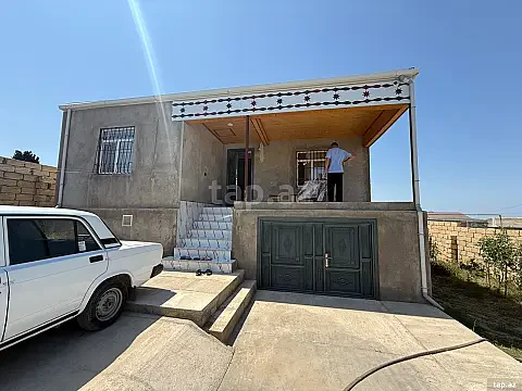 Satılır 3 otaqlı həyət evi 100 m² — Bakı 3 otaq 100.00 m²