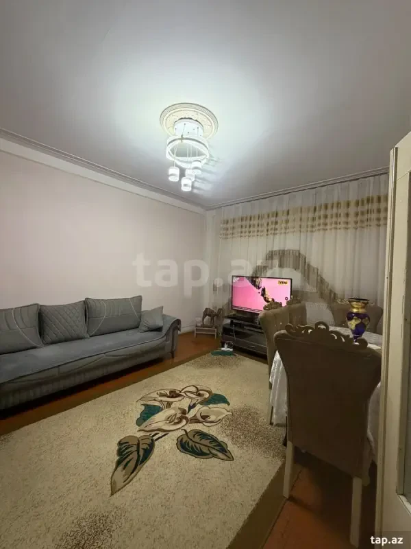 Satılır 3 otaqlı yeni tikili 70 m²