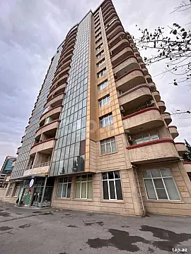 Kirayə verilir 3 otaqlı yeni tikili 185 m² — Bakı 3 otaq 185.00 m²