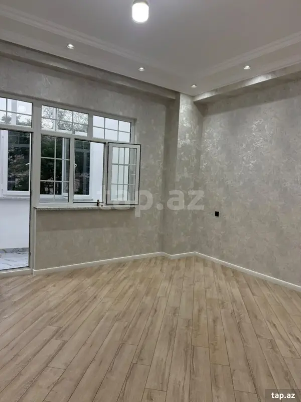 Satılır 2 otaqlı yeni tikili 80 m²