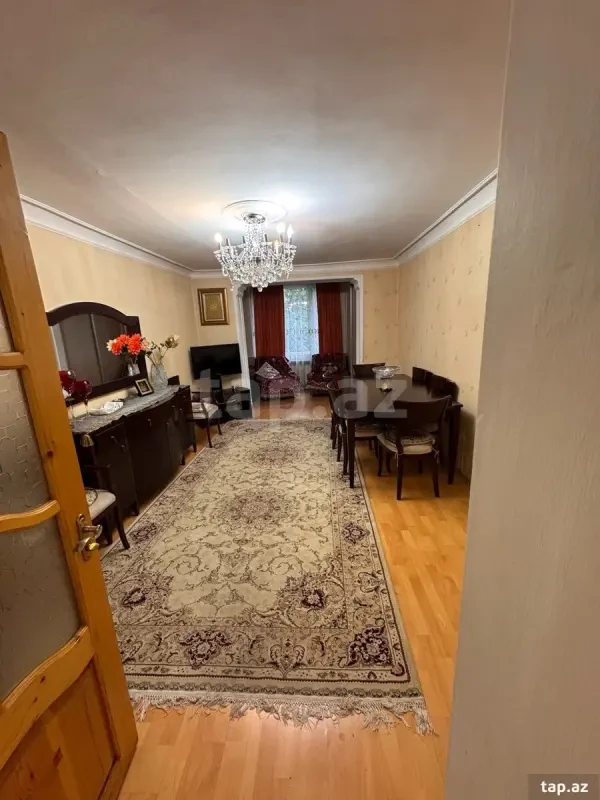 Satılır 3 otaqlı mənzil 68 m²