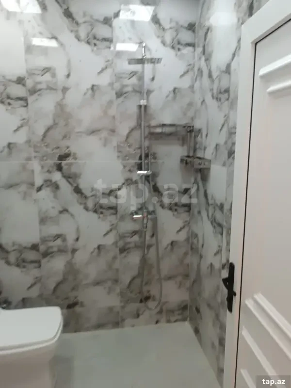 Kirayə verilir 2 otaqlı yeni tikili 70 m²