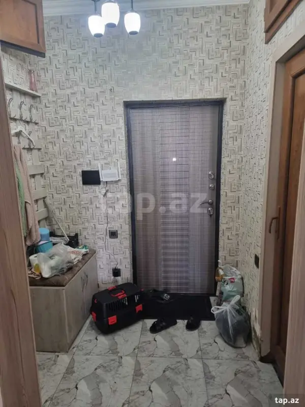 Kirayə verilir 3 otaqlı yeni tikili 75 m²