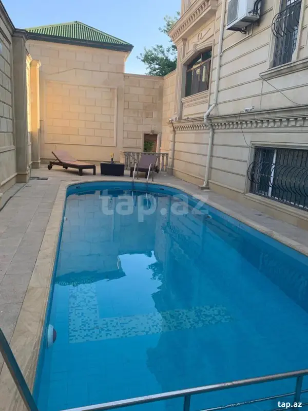 Kirayə verilir 9 otaqlı həyət evi 500 m²