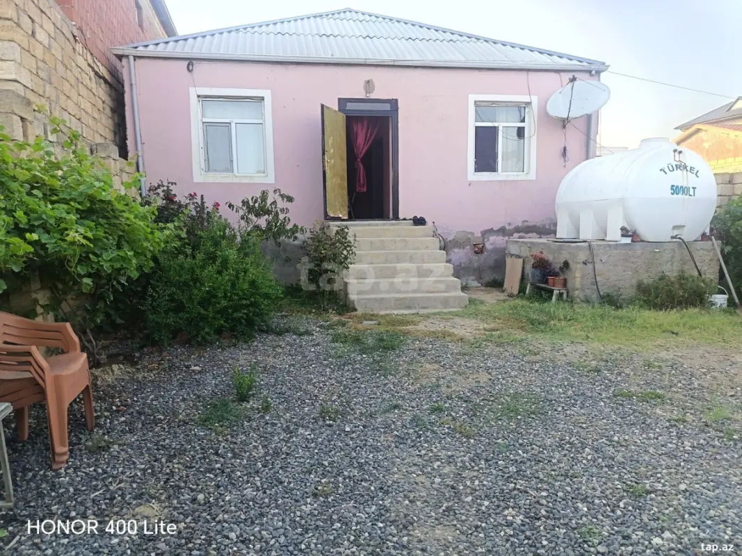 Satılır 4 otaqlı həyət evi 110 m²