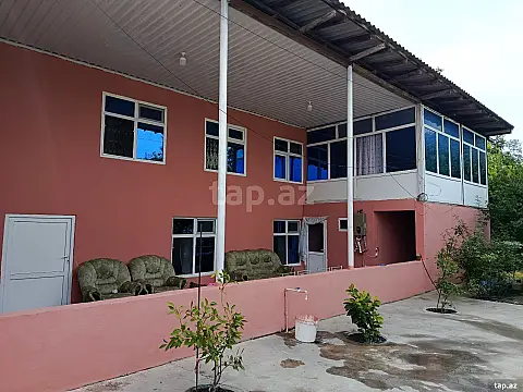 Satılır 8 otaqlı həyət evi 120 m² — Ağdaş 8 otaq 120.00 m²