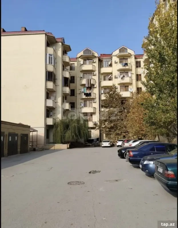 Kirayə verilir 2 otaqlı yeni tikili 50 m²