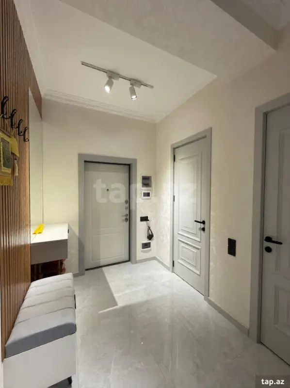 Kirayə verilir 2 otaqlı yeni tikili 85 m²