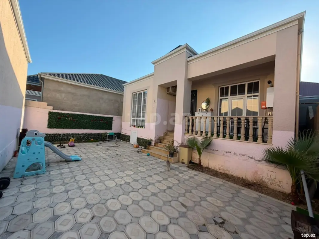 Satılır 3 otaqlı həyət evi 90 m²