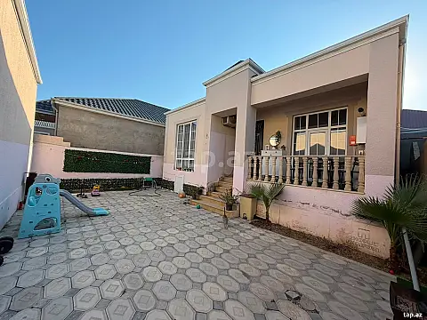 Satılır 3 otaqlı həyət evi 90 m² — Bakı 3 otaq 90.00 m²