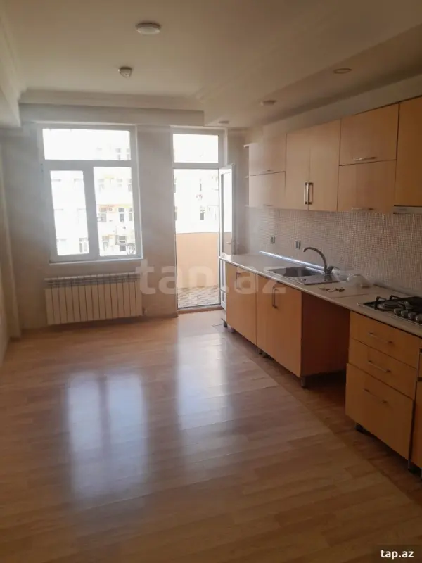 Kirayə verilir 2 otaqlı yeni tikili 85 m²