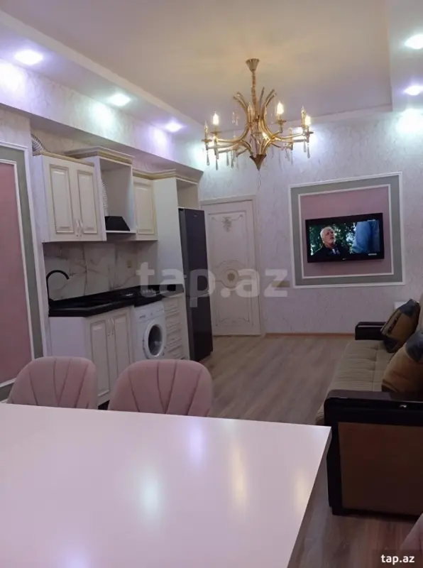 Kirayə verilir 2 otaqlı yeni tikili 70 m²