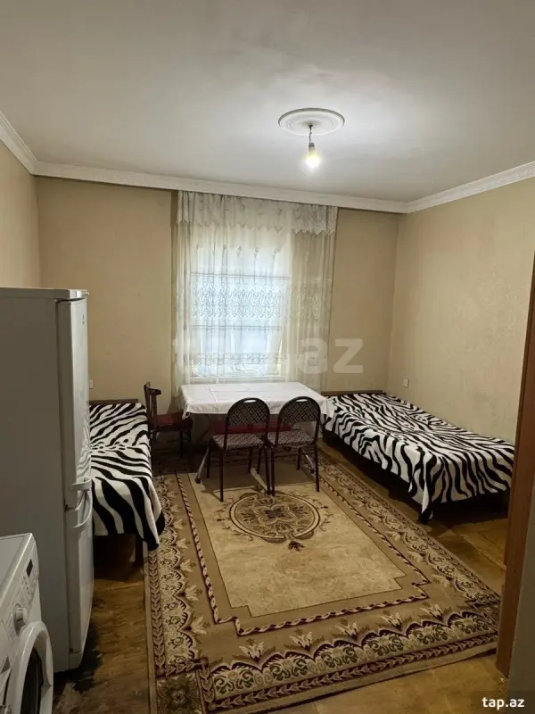Kirayə verilir 1 otaqlı həyət evi 30 m²