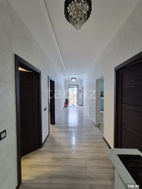 Satılır 3 otaqlı həyət evi 250 m²
