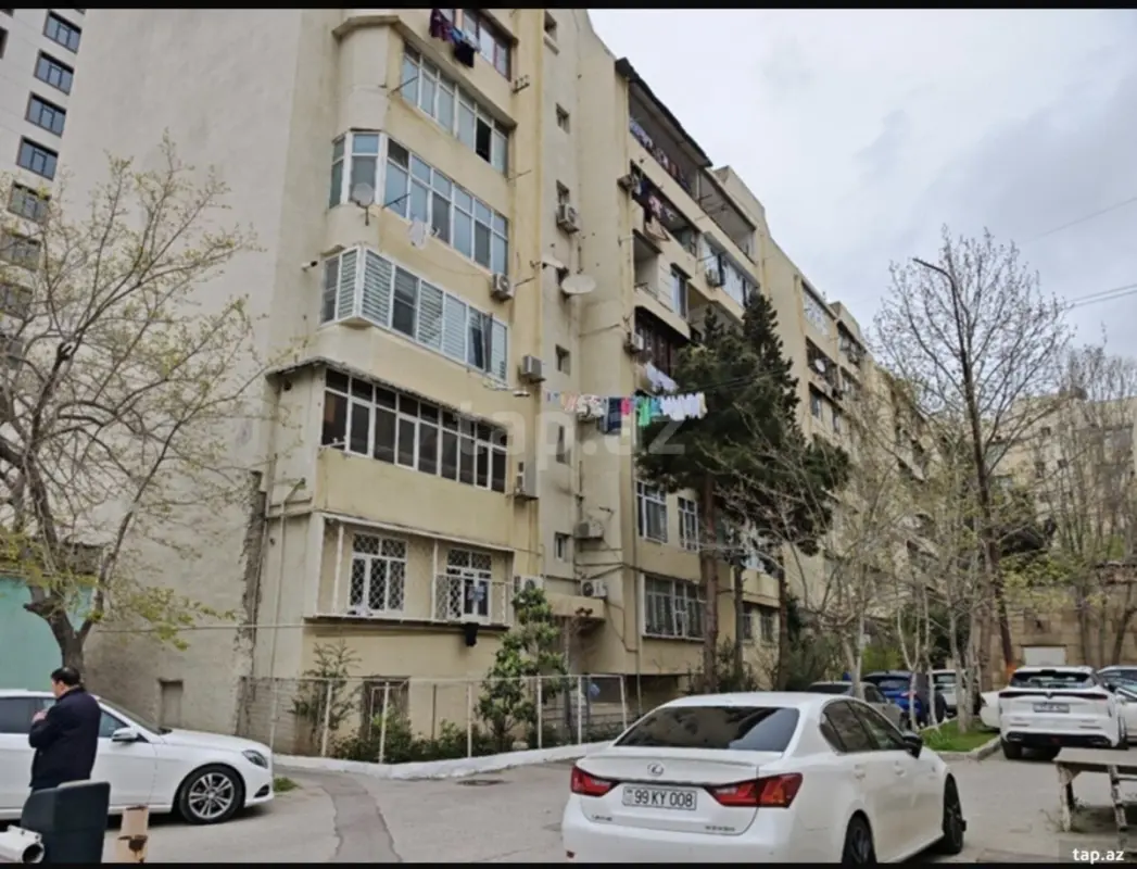 Kirayə verilir 5 otaqlı mənzil 110 m²