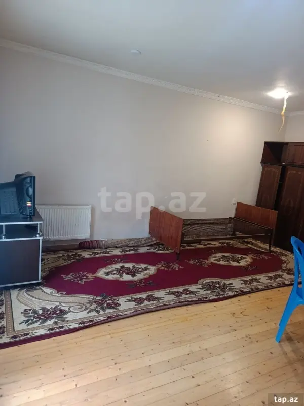 Kirayə verilir 2 otaqlı həyət evi 60 m²