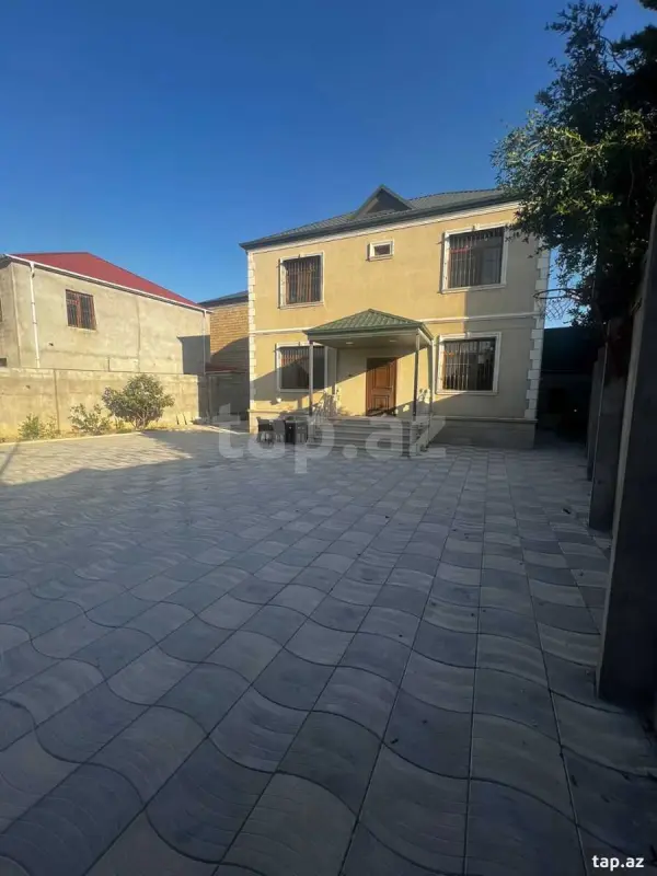 Satılır 4 otaqlı həyət evi 150 m²