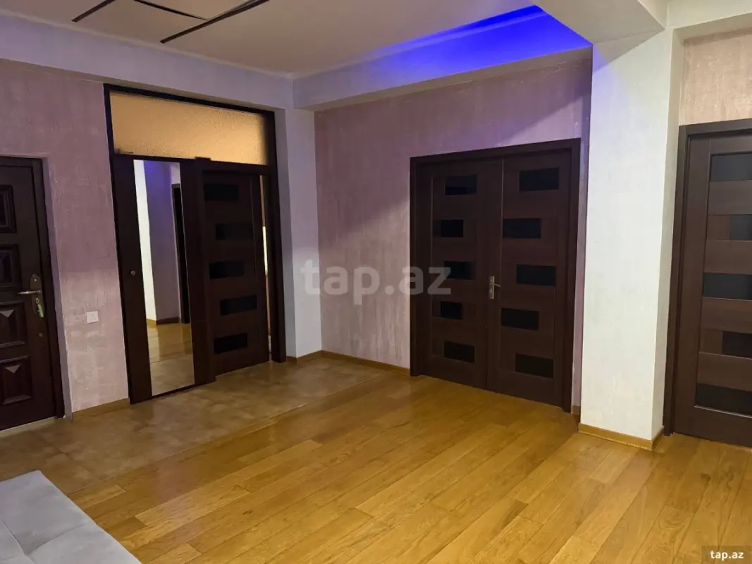 Kirayə verilir 1 otaqlı yeni tikili 30 m²