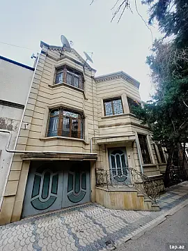 Satılır 5 otaqlı həyət evi 200 m² — Bakı 5 otaq 200.00 m²