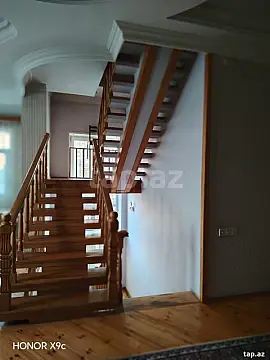 Satılır 7 otaqlı həyət evi 500 m² — Bakı, Qaraçuxur 7 otaq 500.00 m²