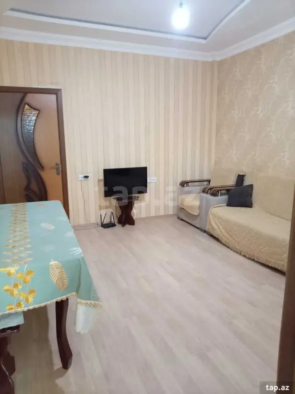 Kirayə verilir 2 otaqlı yeni tikili 80 m²