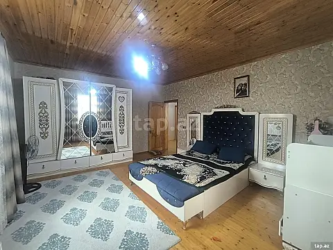 Satılır 7 otaqlı həyət evi 200 m² — Bakı 7 otaq 200.00 m²