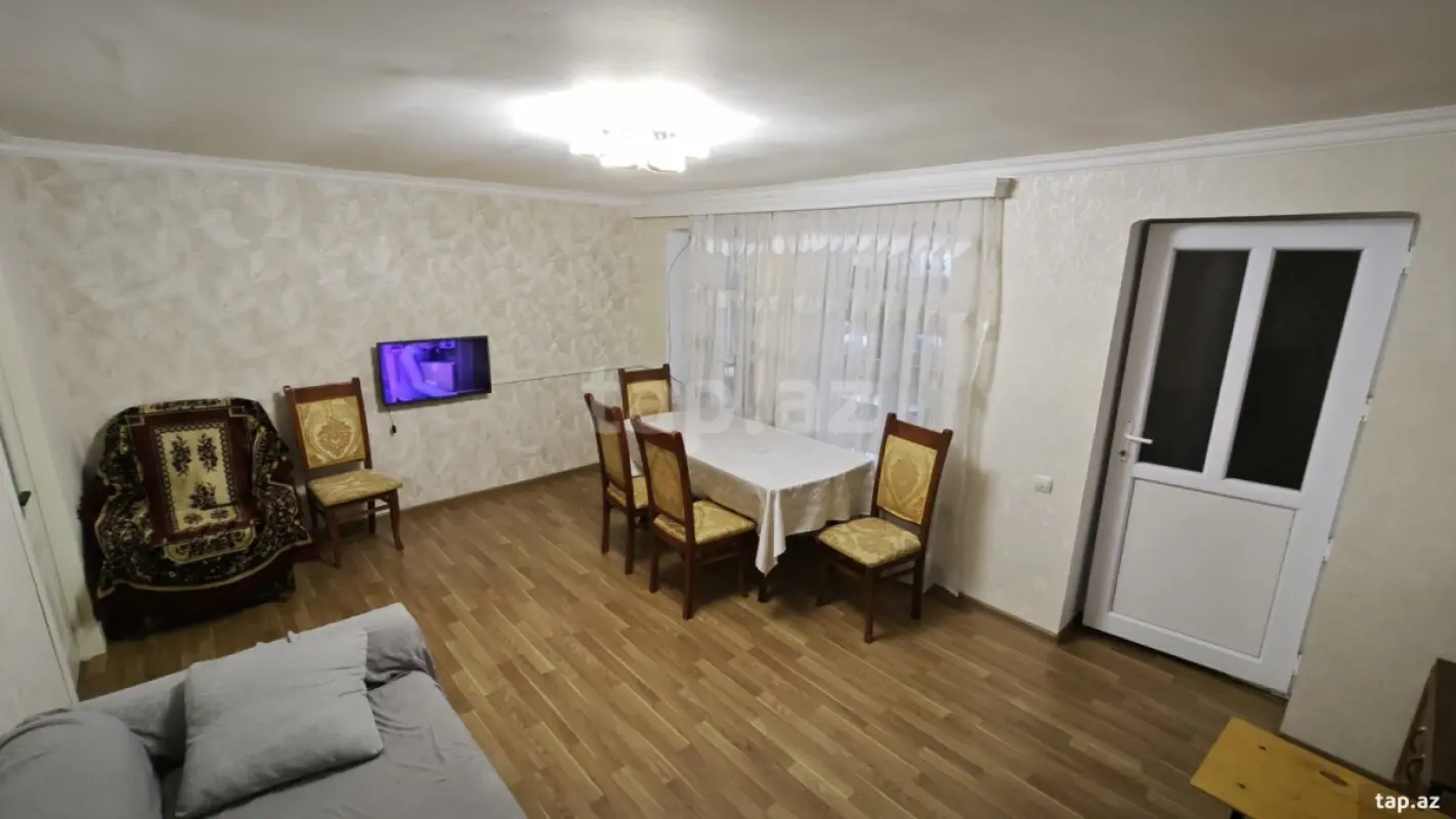 Kirayə verilir 2 otaqlı həyət evi 90 m²