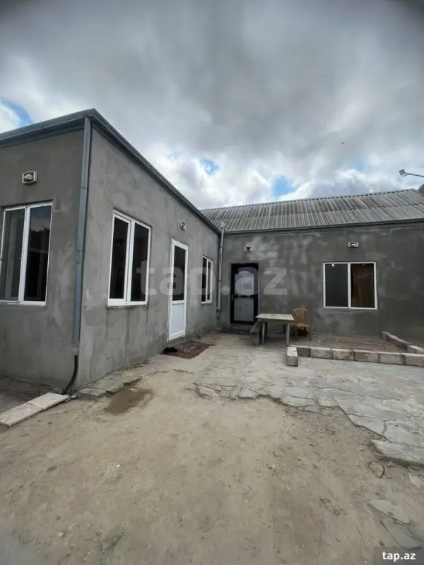 Satılır 3 otaqlı həyət evi 60 m²