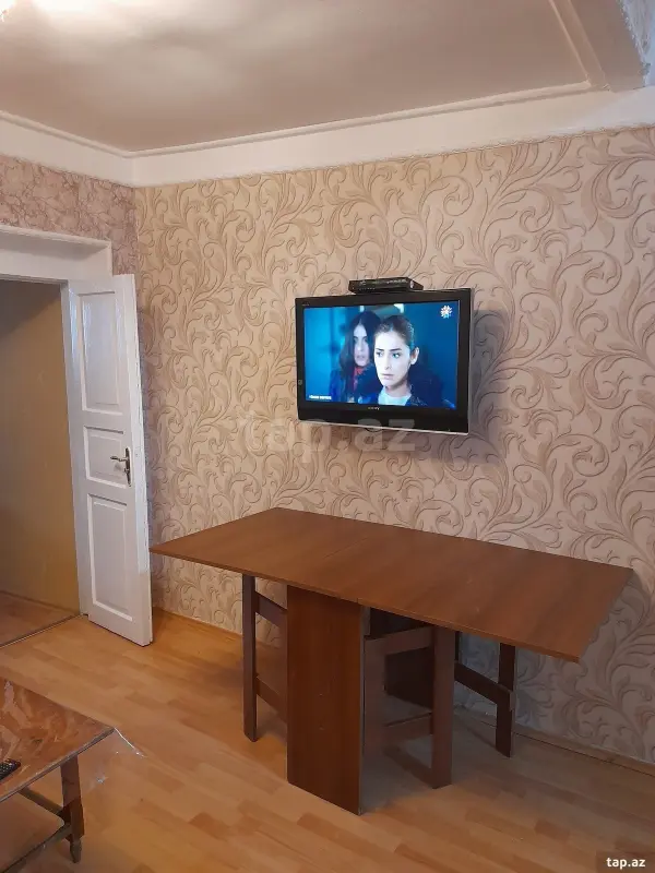 Kirayə verilir 2 otaqlı həyət evi 50 m²
