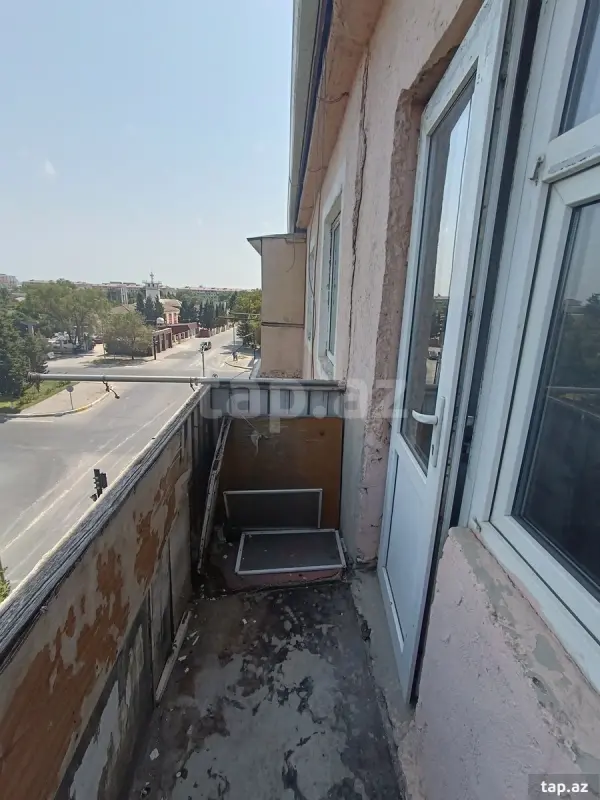 Satılır 1 otaqlı mənzil 35 m²