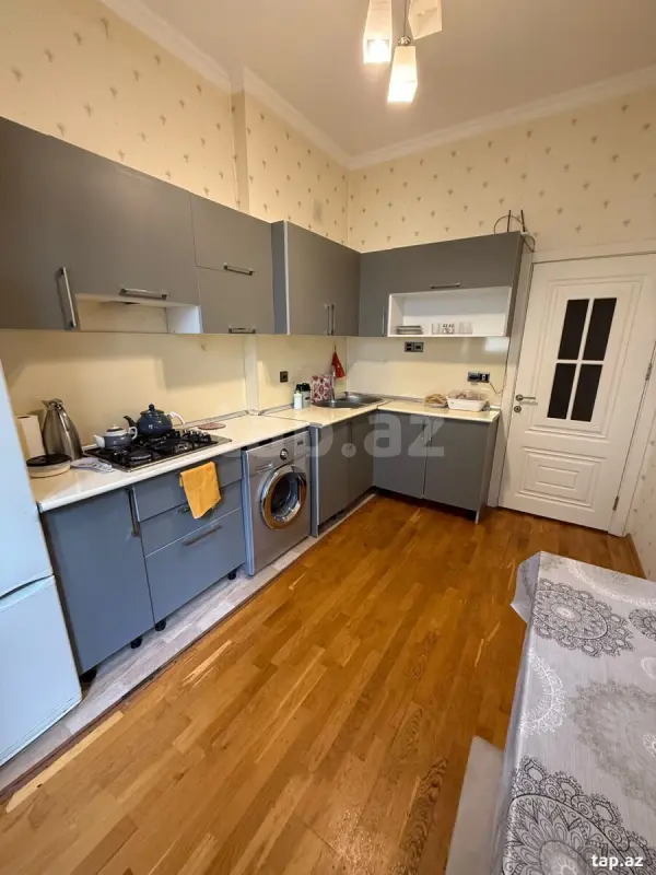 Kirayə verilir 3 otaqlı mənzil 110 m²