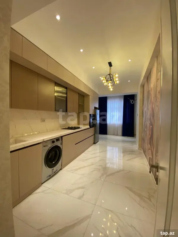 Satılır 2 otaqlı yeni tikili 115 m²