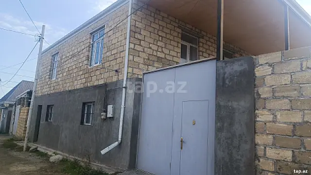Satılır 6 otaqlı həyət evi 240 m² — Gəncə 6 otaq 240.00 m²