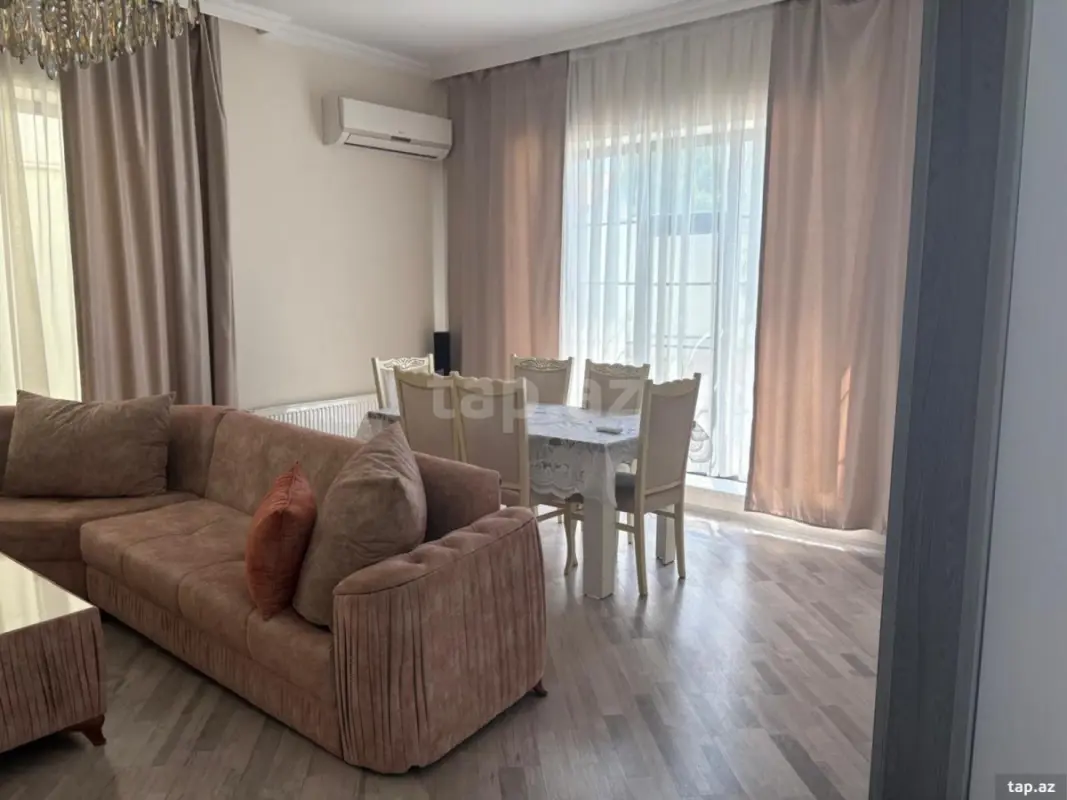 Kirayə verilir 4 otaqlı həyət evi 192 m²