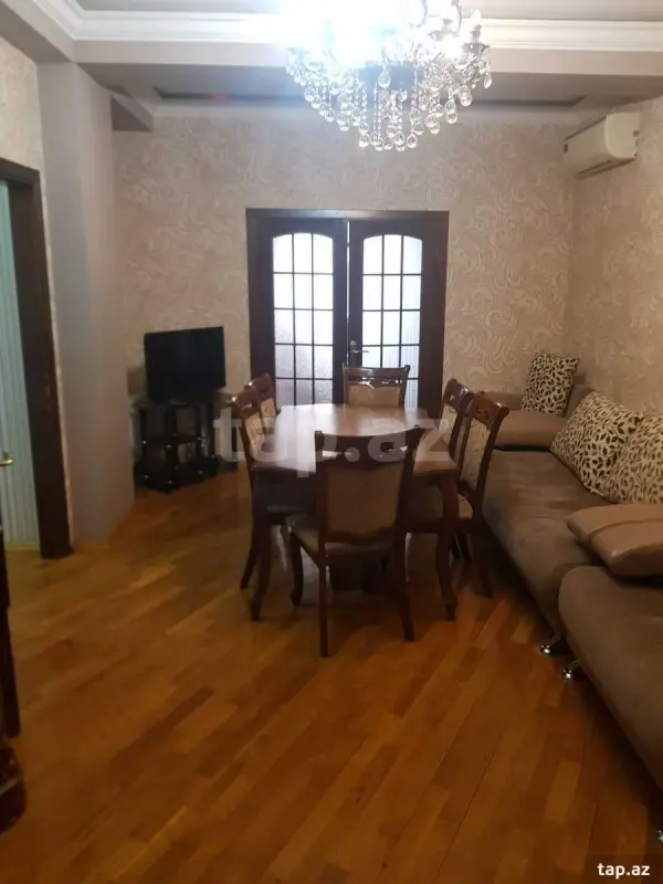 Kirayə verilir 2 otaqlı yeni tikili 80 m²