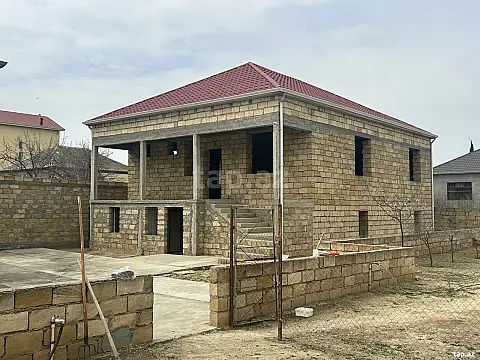 Satılır 4 otaqlı həyət evi 137 m² — Bakı, Saray 4 otaq 137.00 m²