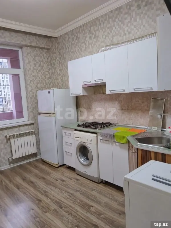 Kirayə verilir 2 otaqlı yeni tikili 47 m²