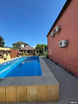 Satılır 6 otaqlı həyət evi 250 m² — Bakı, Novxanı 6 otaq 250.00 m²