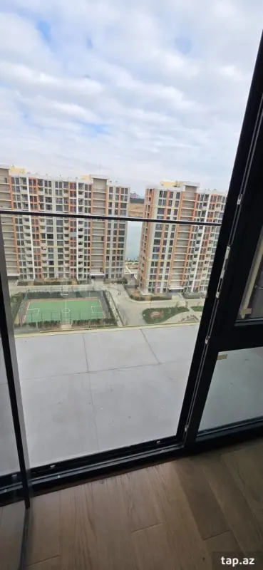 Satılır 2 otaqlı yeni tikili 74 m²