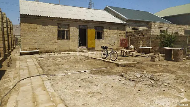 Satılır 3 otaqlı həyət evi 50 m² — Bakı, Ümid qəs. 3 otaq 50.00 m²