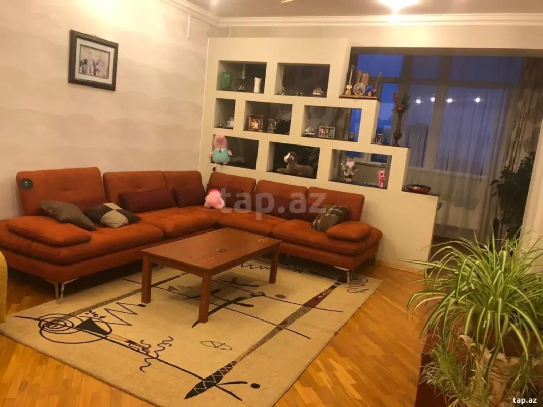Satılır 2 otaqlı yeni tikili 101 m²