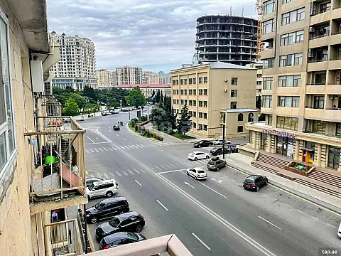 Kirayə verilir 1 otaqlı mənzil 32 m² — Bakı 1 otaq 32.00 m²