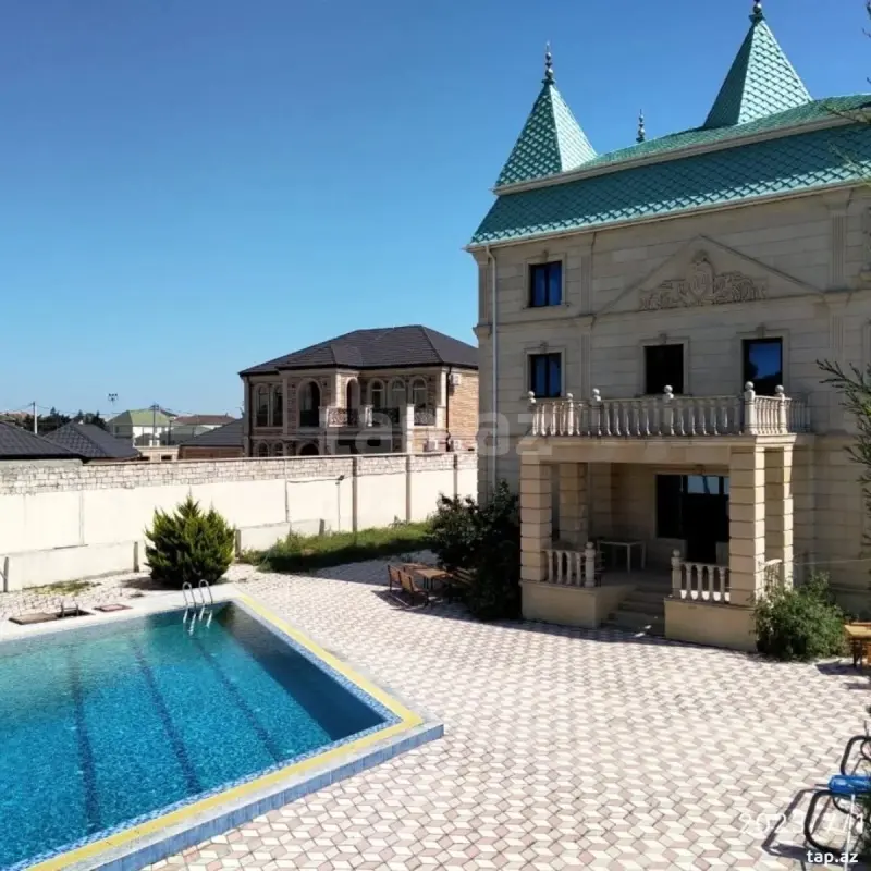 Satılır 4 otaqlı yeni tikili 450 m²